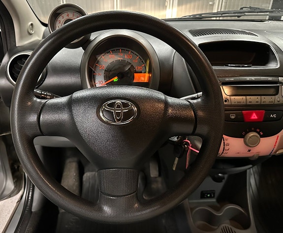 Toyota Aygo 15 of 18