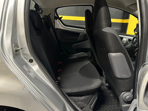 Toyota Aygo 17 of 18