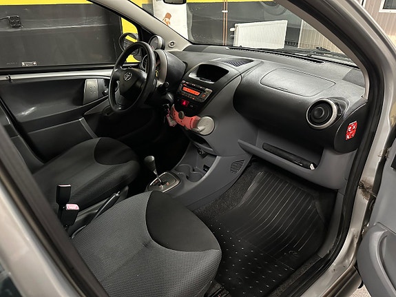 Toyota Aygo 9 of 18