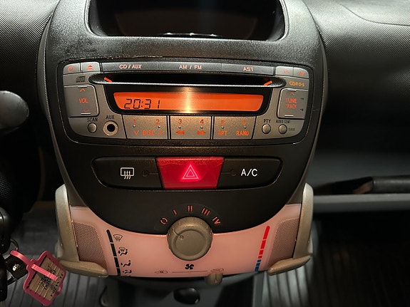 Toyota Aygo 16 of 18