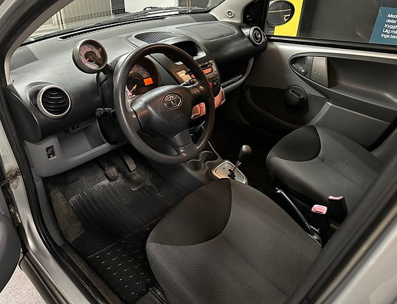 Toyota Aygo 11 of 18