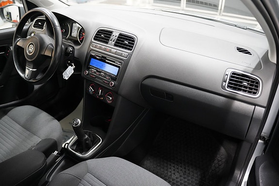 Volkswagen Polo 8 of 17