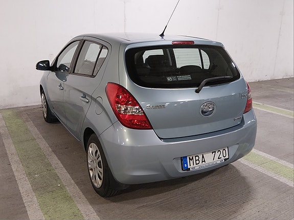 Hyundai i20 4 of 5