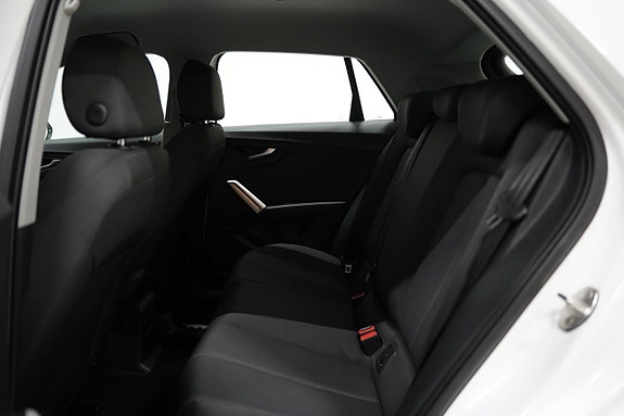Audi Q2 19 of 21