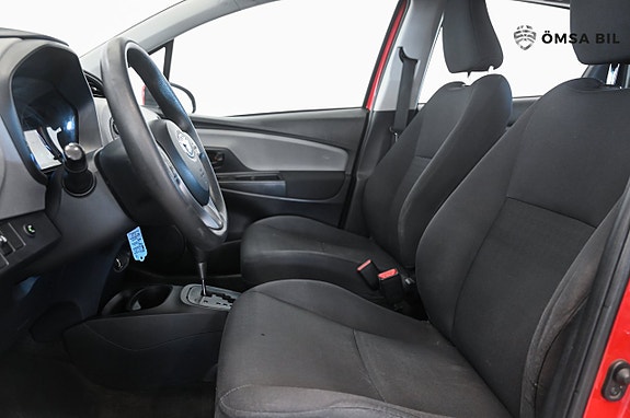 Toyota Yaris 7 of 14