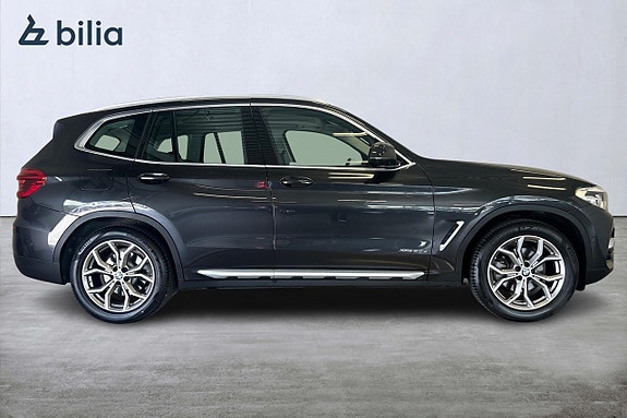 BMW X3 9 of 24