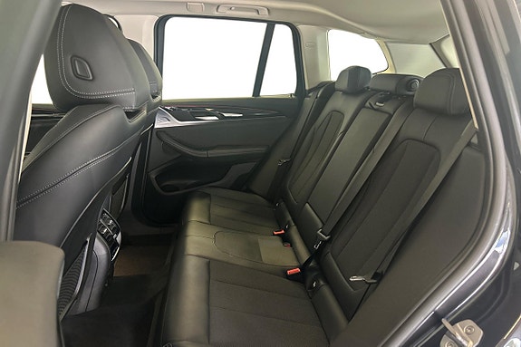 BMW X3 21 of 24