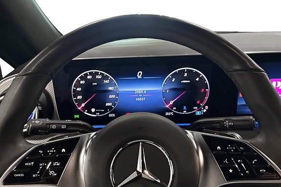 Mercedes-Benz V300 d 17 of 24