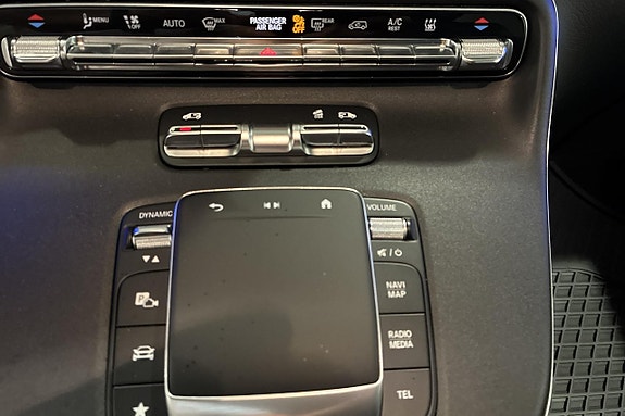 Mercedes-Benz V300 d 23 of 24