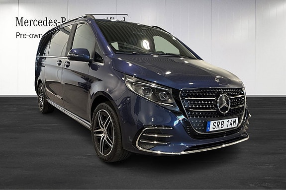 Mercedes-Benz V300 d 2 of 24