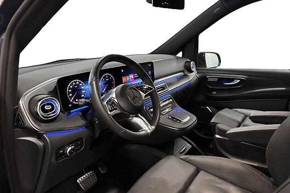 Mercedes-Benz V300 d 16 of 24