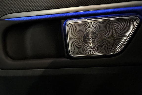 Mercedes-Benz V300 d 12 of 24