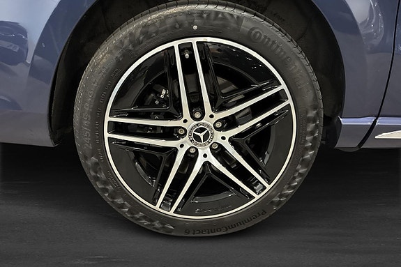 Mercedes-Benz V300 d 15 of 24