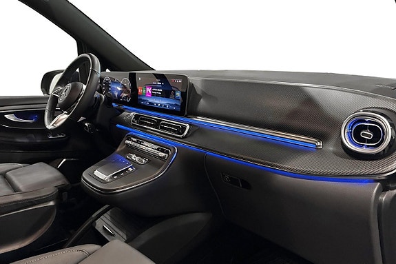 Mercedes-Benz V300 d 18 of 24