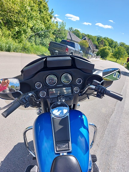 Harley-Davidson Electra 3 of 4
