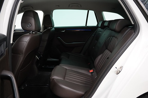 Skoda Superb 22 of 26