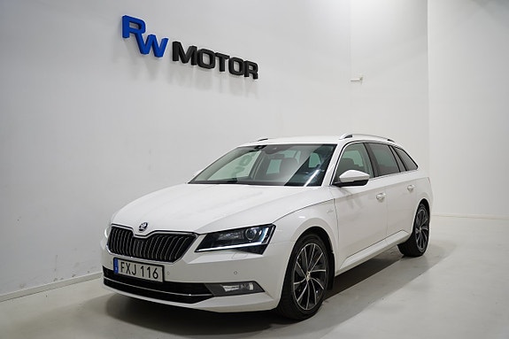 Skoda Superb 2 of 26