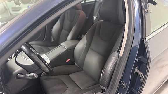 Volvo S60 9 of 14