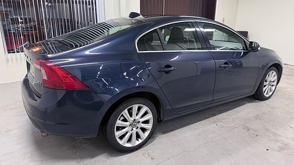 Volvo S60 6 of 14