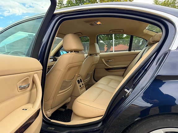 BMW 325d 9 of 10