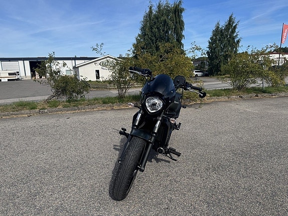 Kawasaki Vulcan S 6 of 15