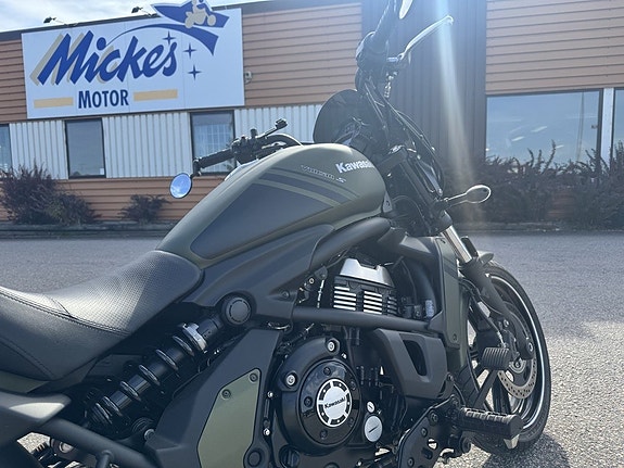 Kawasaki Vulcan S 4 of 15
