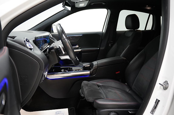 Mercedes-Benz GLA200 7 of 23