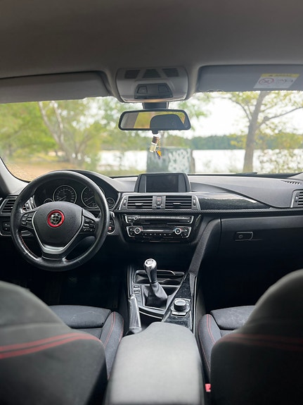 BMW 318d 7 of 9