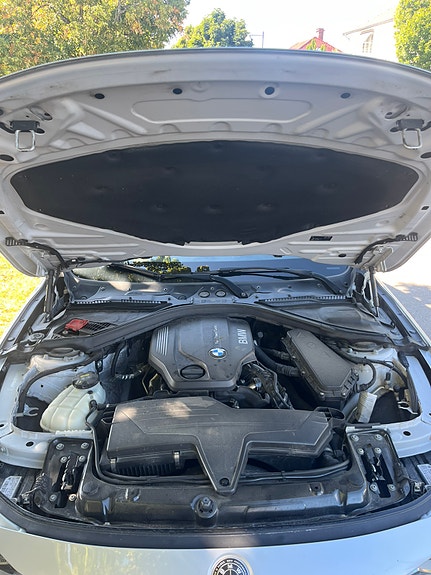 BMW 318d 9 of 9