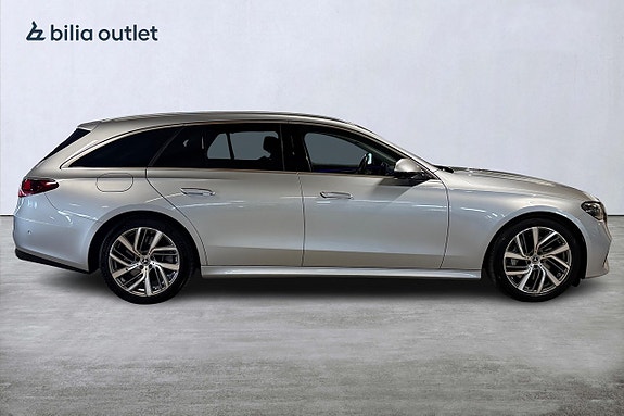 Mercedes-Benz E300 5 of 30