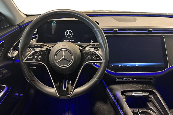 Mercedes-Benz E300 14 of 30