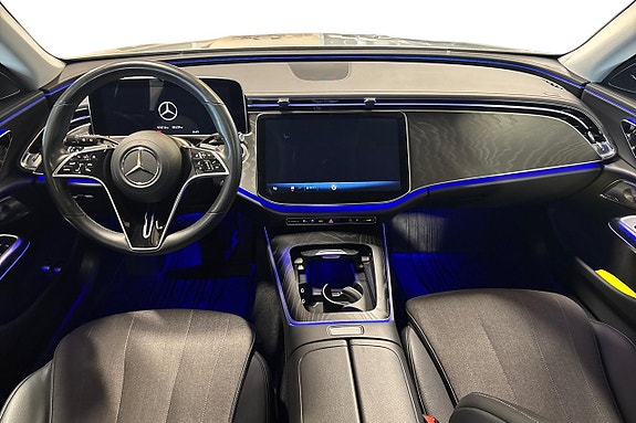 Mercedes-Benz E300 13 of 30