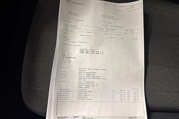 Mercedes-Benz E300 29 of 30