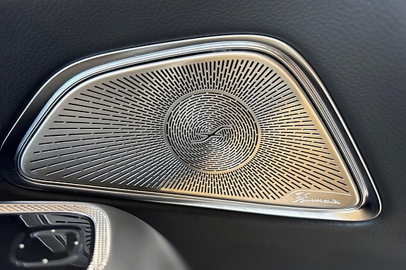 Mercedes-Benz E300 22 of 30