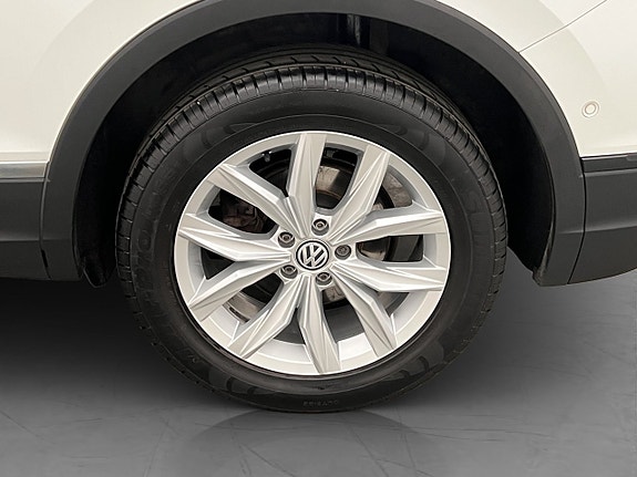 Volkswagen Tiguan Allspace 26 of 28