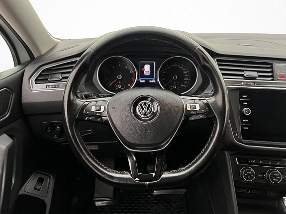 Volkswagen Tiguan Allspace 14 of 28