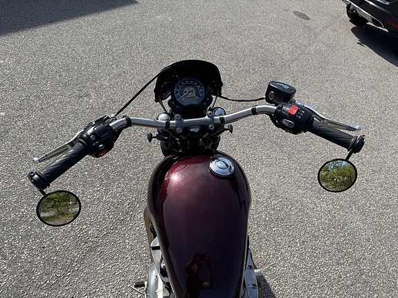 Triumph Bonneville Bobber 8 of 11