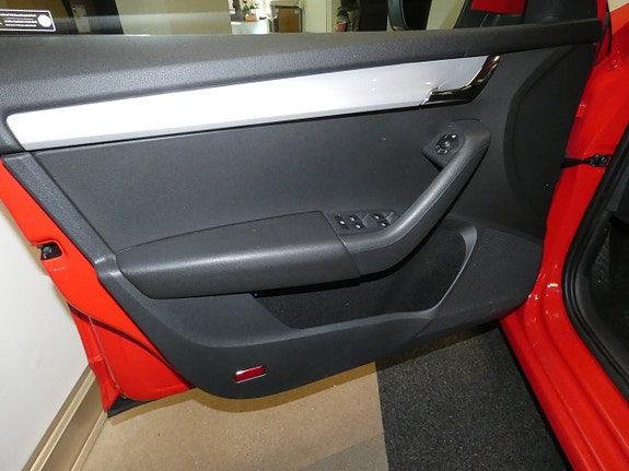 Skoda Octavia 11 of 13