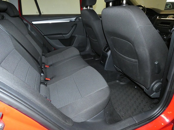 Skoda Octavia 5 of 13