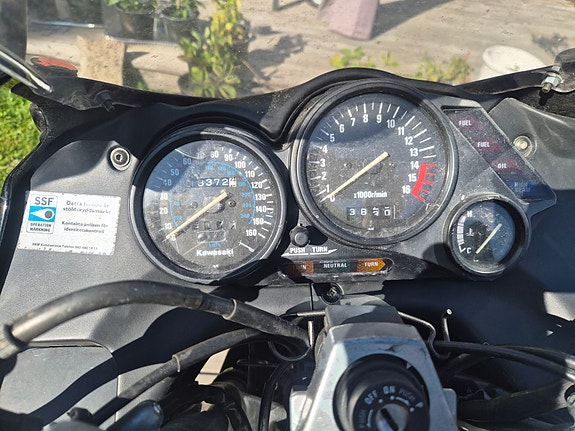 Kawasaki ZX 600 5 of 6