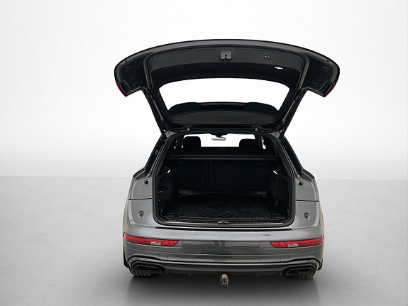Audi Q5 9 of 29