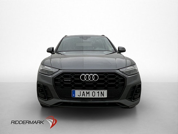 Audi Q5 2 of 29