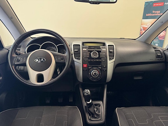 Kia Venga 5 of 8