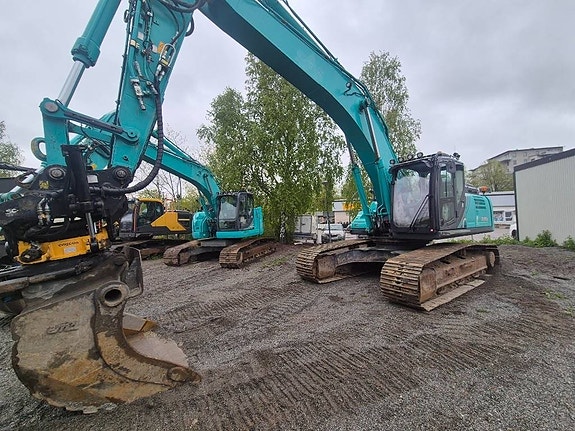 Kobelco SK350LC-10E - Engcon RT 7 of 8