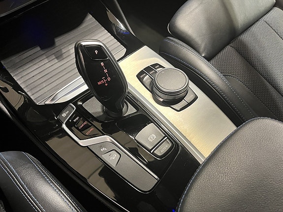 BMW X4 16 of 17