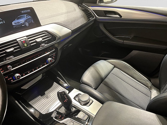 BMW X4 15 of 17