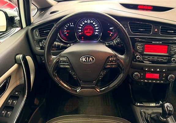 Kia Ceed 12 of 23