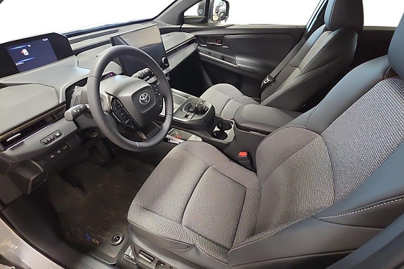 Toyota bZ4X Touring 6 of 11