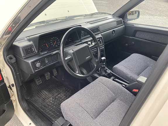 Volvo 740 5 of 10