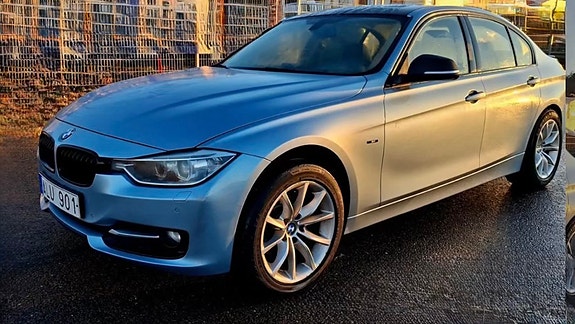 BMW 320d 3 of 10